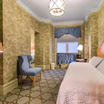 Wolcott Hotel New York