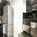 Cozy Times Square Loft