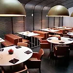 Henri Hotel