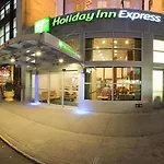 Citadines Connect Fifth Avenue Hotel