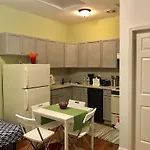 941 Manhattan Llc