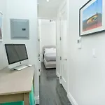 2 Bedroom In Lenox Hill