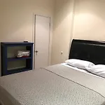 Shared Two Bedroom Apartment - Harlemville
