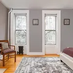 Four-Bedroom On E 62Nd Street Apt 2