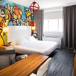 Hotel Nu