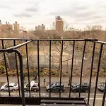 Heart Of East Village Lots Of Light