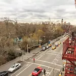 Heart Of East Village Lots Of Light