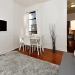Places4Stay Upper West Side Comfort