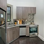 2 Bedroom In Lenox Hill