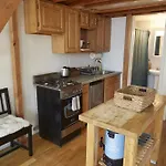 Sunny Studio In The Heart Of Bklyn