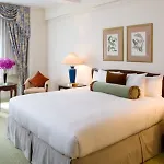 Warwick 4* New York