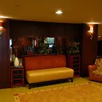 Hotel The Skyline 3*
