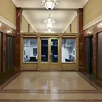 Pennsylvania Hotel 3*