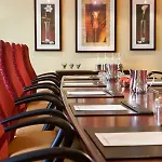 Laguardia Airport Marriott Hotel 4*