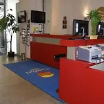 Comfort Manhattan Bridge Hotel 3*