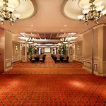 Avalon 4*