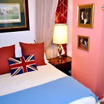 Garden House With 2 Bedroom