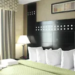 Inn Rodeway Bronx Zoo