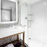 Courtyard By Marriott Downtown Manhattan/world Trade Center Area Hotel New York