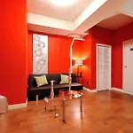 3 Bedroom Apartment In Midtown South