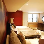 One-Bedroom In Ues