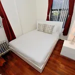 One Bedroom Apartment In Upper West Side