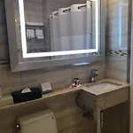 Days By Wyndham Brooklyn Crown Heights Hotel 2*