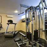 Country & By Radisson, Staten Island Hotel New York