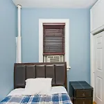 Cozy Two Bedrooms Near Times Sq - Nyc