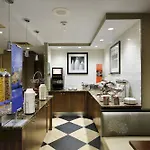 Hampton Manhattan Chelsea Hotel