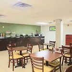 Days By Wyndham Brooklyn Borough Park Hotel 3*