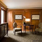 Aka Sutton Place 4*