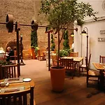 Hotel Fitzpatrick Grand