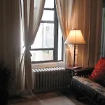 Luxurious Budget Brooklyn Studio