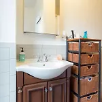 Cozy 1Bed/1Bath Close To Central Park
