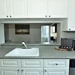 Amazing 2 Bedroom Near Time Square