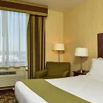 Country & By Radisson, Staten Island 3* New York