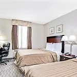 Hotel Days By Wyndham Long Island New York