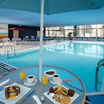 Hotel The Skyline 3*