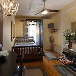 Hotel The International Cozy 3*