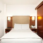 U Fifth Avenue, Empire State Building Hotel 3*