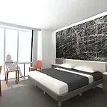 Carnegie 4*