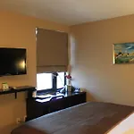 Richland Les Hotel