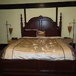 Sugar Hill Apartment