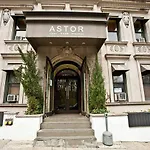 Park West 3*