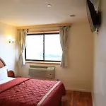 Phoenix Hotel Brooklyn Sunset Park (Adults Only) 2*