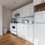 The Brooklyn House By Living Lab *