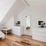 The Brooklyn House By Living Lab