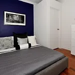 Places4Stay Midtown East Luxury Duplex