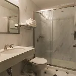 John Hotel 3*